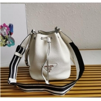 Big Discount Prada leather Shoulder Bag 1BE060 white