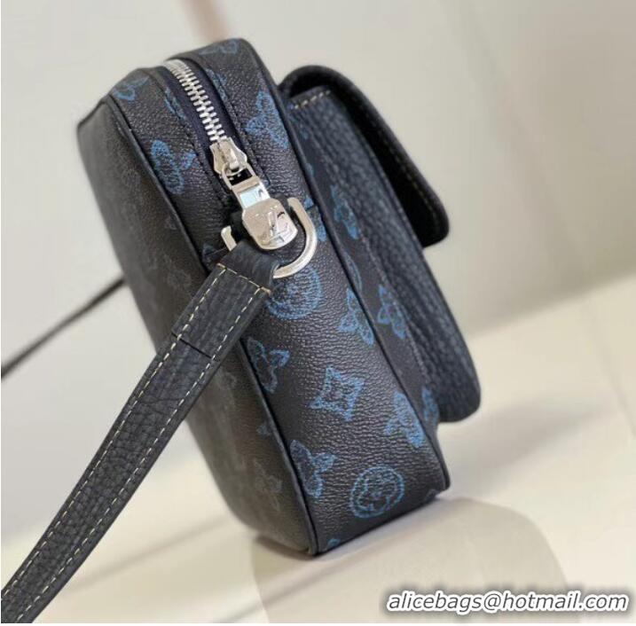 Pretty Style Louis vuitton CHRISTOPHER WEARABLE WALLET M69404