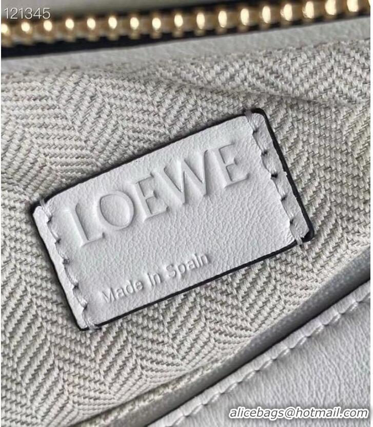 Famous Brand Loewe Original Leather Bag LE10188 white