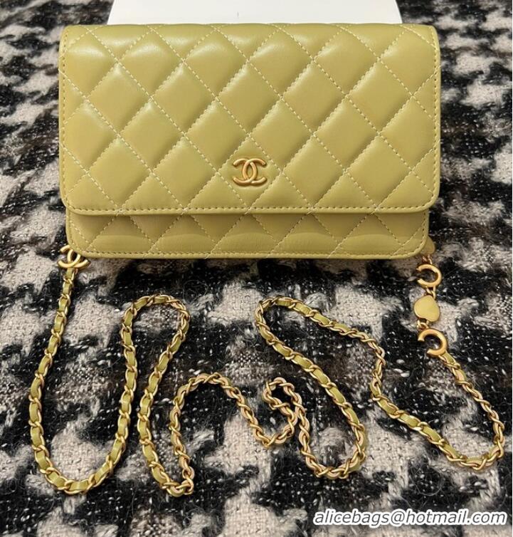 Trendy Design Chanel WALLET ON CHAIN AP3035 green