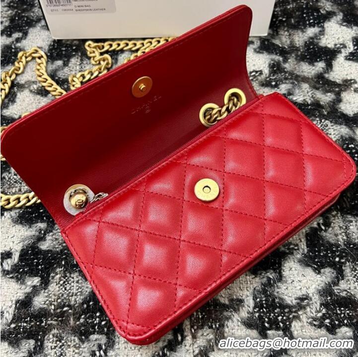 Famous Brand Chanel WALLET ON CHAIN Lambskin & Gold-Tone Metal 68107 red