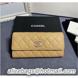 Famous Brand Chanel Calfskin Leather & Gold-Tone Metal AP2740 beige