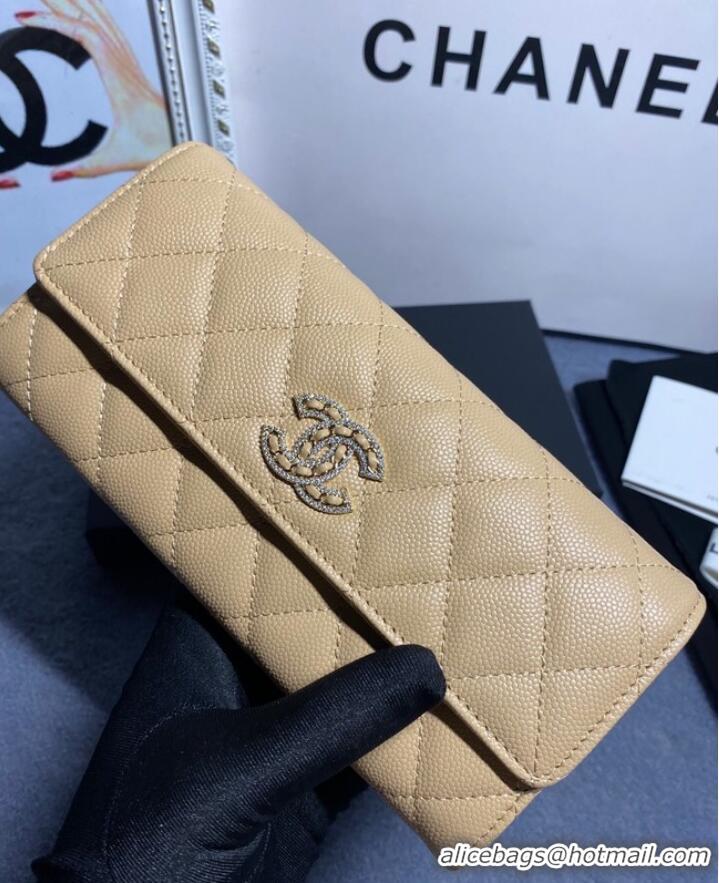 Famous Brand Chanel Calfskin Leather & Gold-Tone Metal AP2740 beige