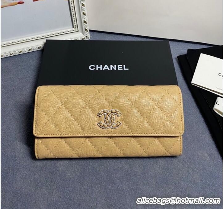 Famous Brand Chanel Calfskin Leather & Gold-Tone Metal AP2740 beige