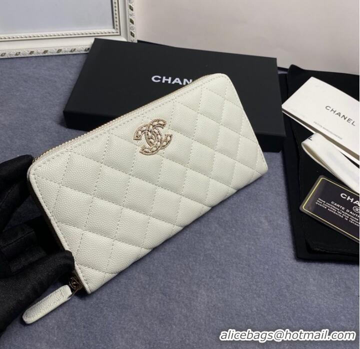 Well Crafted Chanel Calfskin Leather & Gold-Tone Metal AP2739 white