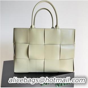 Spot Bulk Bottega Veneta ARCO TOTE Large intrecciato grained leather tote bag 652868 light gray