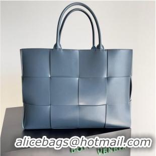 Top Quality Bottega Veneta ARCO TOTE Large intrecciato grained leather tote bag 652868 blue