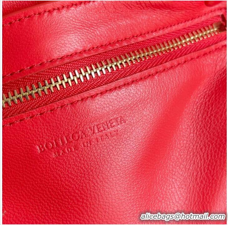 Luxury Classic Bottega Veneta Small Padded Cassette 717506 red