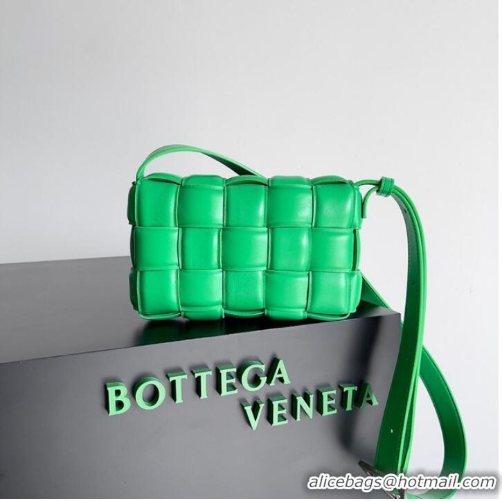 New Luxury Bottega Veneta Small Padded Cassette 717506 green