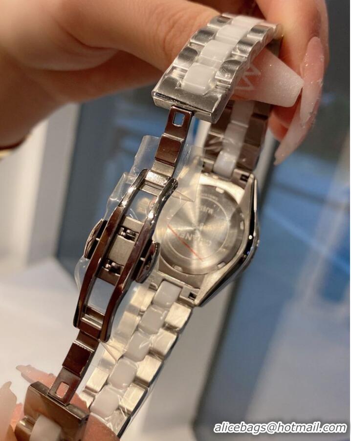 Pretty Style Chanel Watch CHW00012