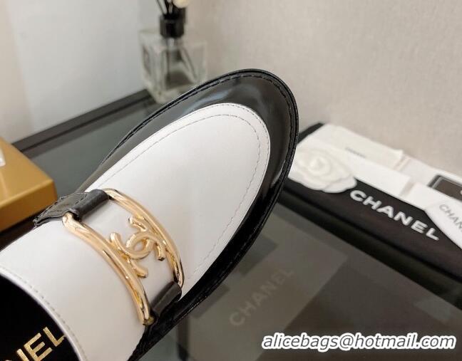 AAAAA Chanel Shiny Calfskin Loafers 5.5cm G39320 Black/White