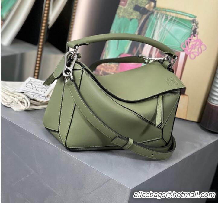 Reasonable Price Loewe Puzzle Bag Leather 1609 blackish green