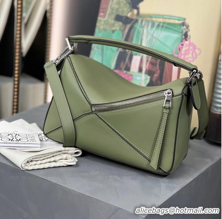 Reasonable Price Loewe Puzzle Bag Leather 1609 blackish green