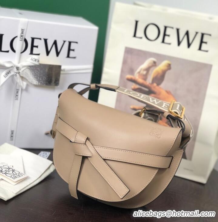 Top Design Loewe small Crossbody Bags Original Leather 8087 Apricot