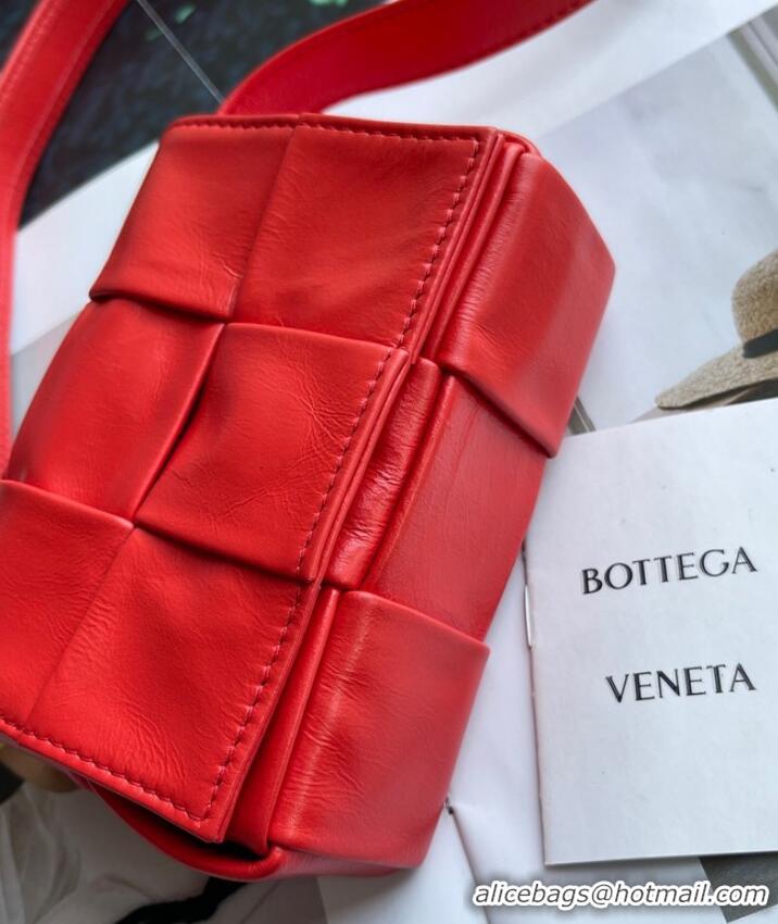 Classic Grade Bottega Veneta Candy Cassette A666688 red