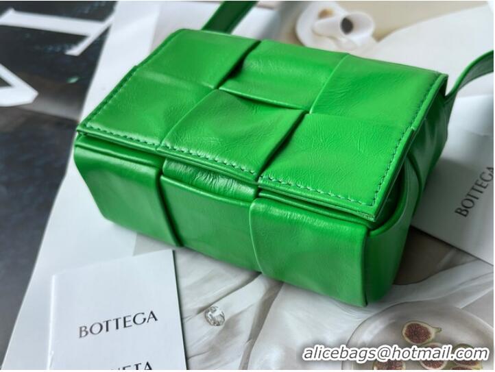 Good Product Bottega Veneta Candy Cassette A666688 Electrooptic green