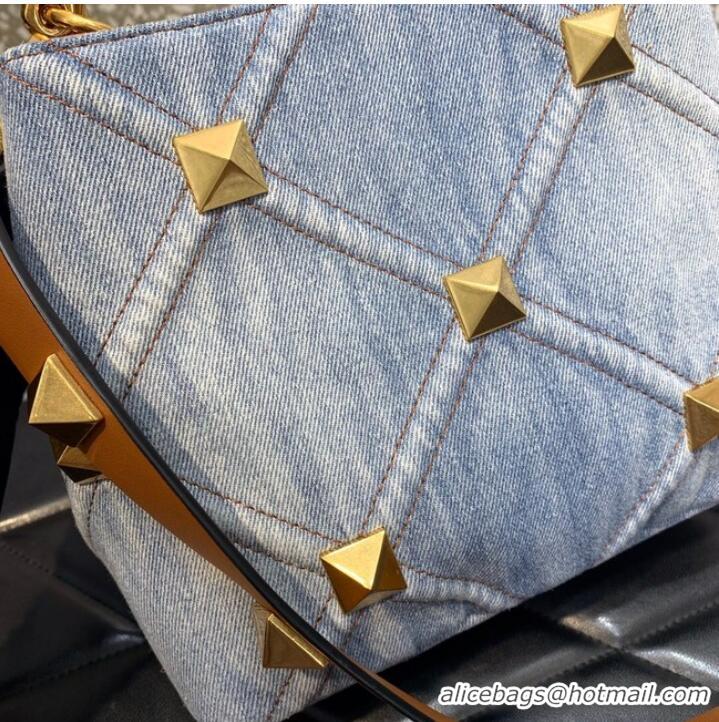 Buy Fashionable Medium VALENTINO ROMAN STUD chain Denim XW1197