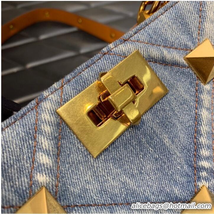 Buy Fashionable Medium VALENTINO ROMAN STUD chain Denim XW1197