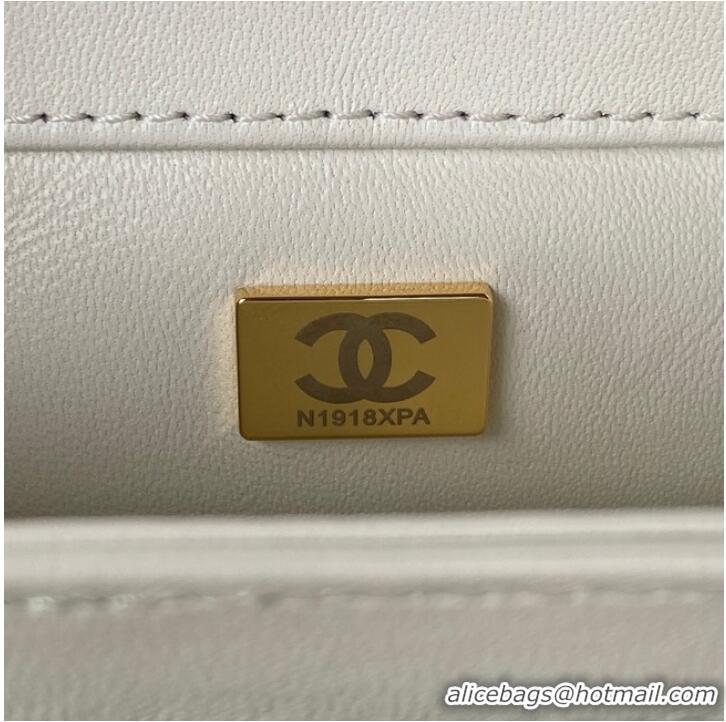 Well Crafted CHANEL SMALL FLAP BAG & Gold-Tone Metal AS3499 white