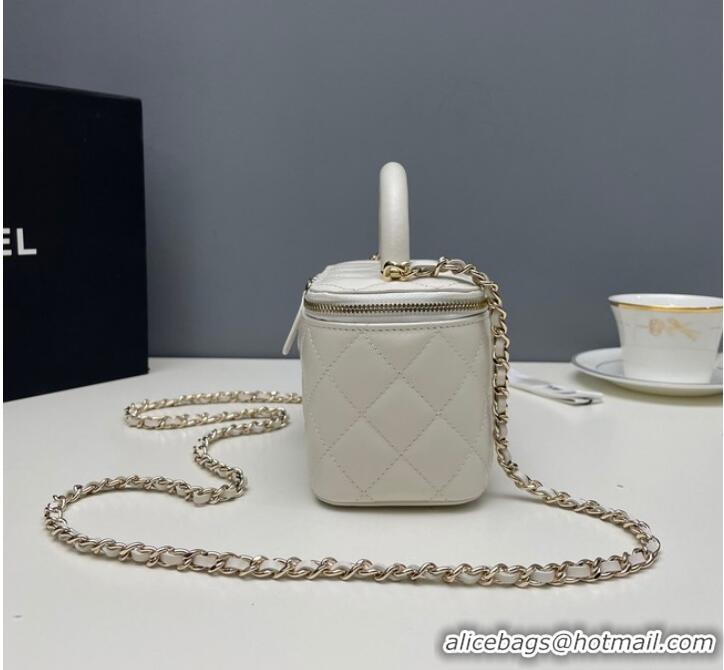 Top Quality Chanel mini Shoulder Bag Lambskin & Gold-Tone Metal 81208 white