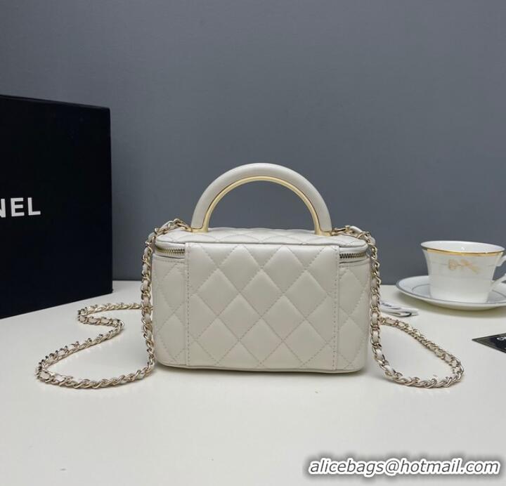 Top Quality Chanel mini Shoulder Bag Lambskin & Gold-Tone Metal 81208 white