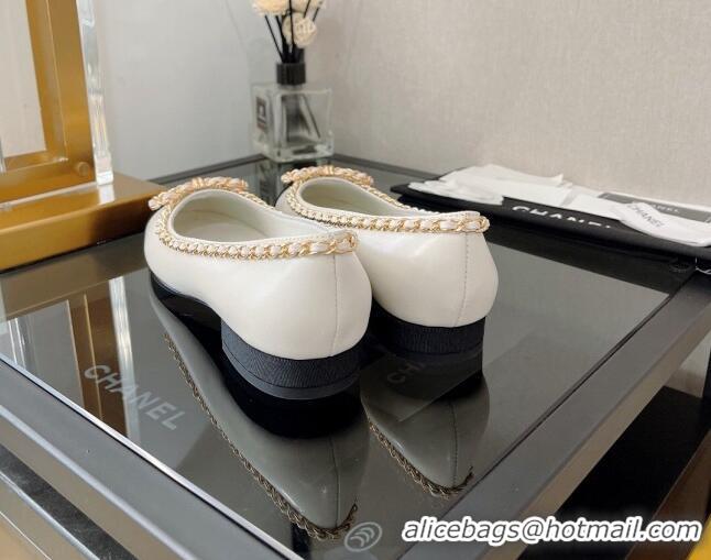 Stylish Chanel Lambskin Ballerinas with Chain Bow White 082471