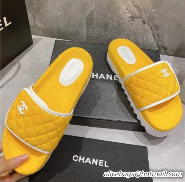 Stylish Chanel Towel Flat Slide Sandals Yellow/White 082508