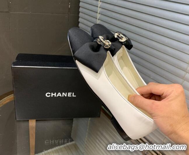 Sumptuous Chanel Calfskin Ballerinas with Bow White 082734