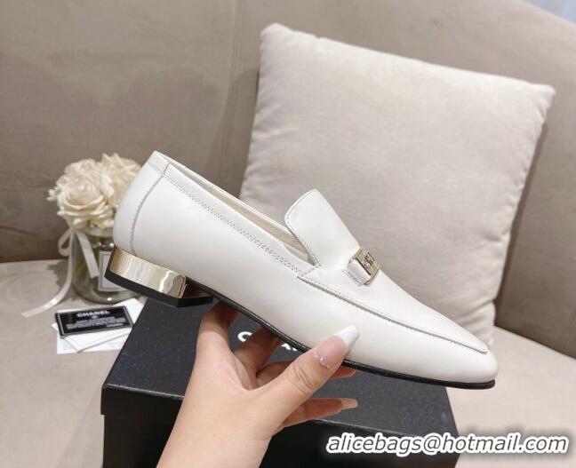 Good Looking Chanel Calfskin Loafers with CHANEL Metal White 082736