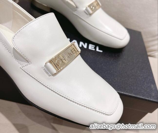 Good Looking Chanel Calfskin Loafers with CHANEL Metal White 082736