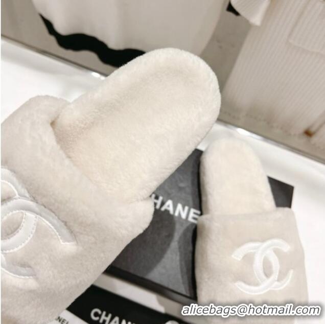 Best Grade Chanel Shearling Flat Slide Sandals White 090721