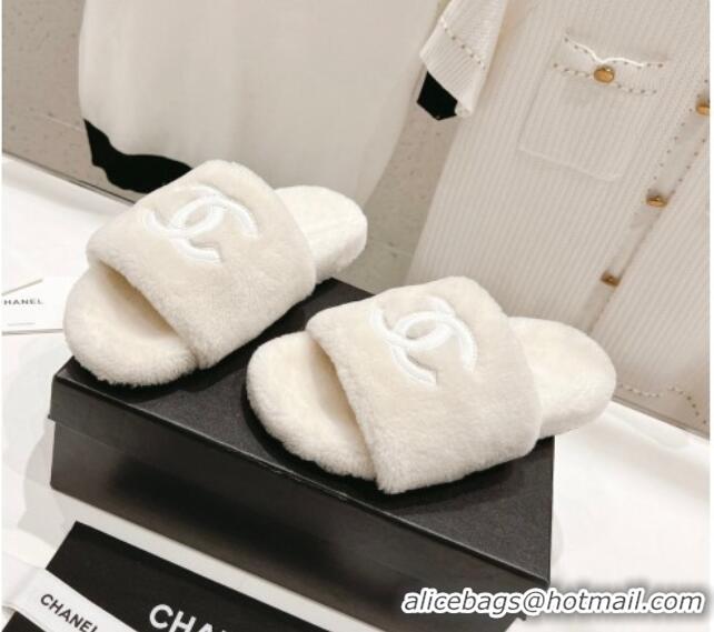 Best Grade Chanel Shearling Flat Slide Sandals White 090721