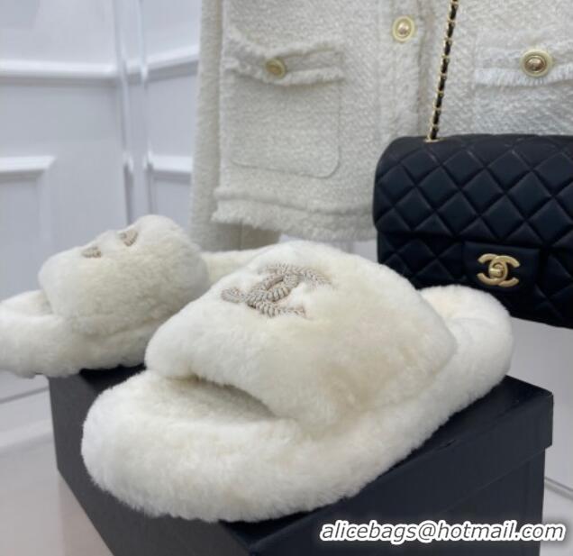 Purchase Chanel Shearling Flat Slide Sandals White 090724