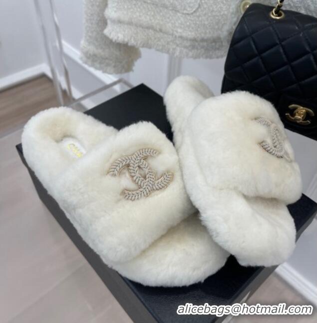 Purchase Chanel Shearling Flat Slide Sandals White 090724