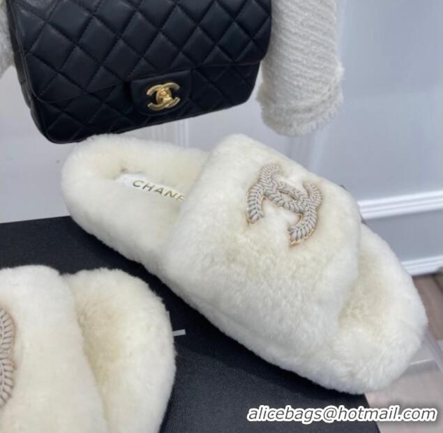 Purchase Chanel Shearling Flat Slide Sandals White 090724