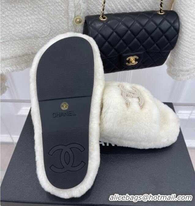 Purchase Chanel Shearling Flat Slide Sandals White 090724