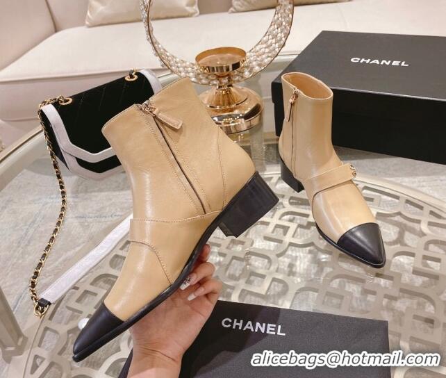 Sophisticated Chanel Calfskin Pointed Ankle Boots 4cm Beige 090807