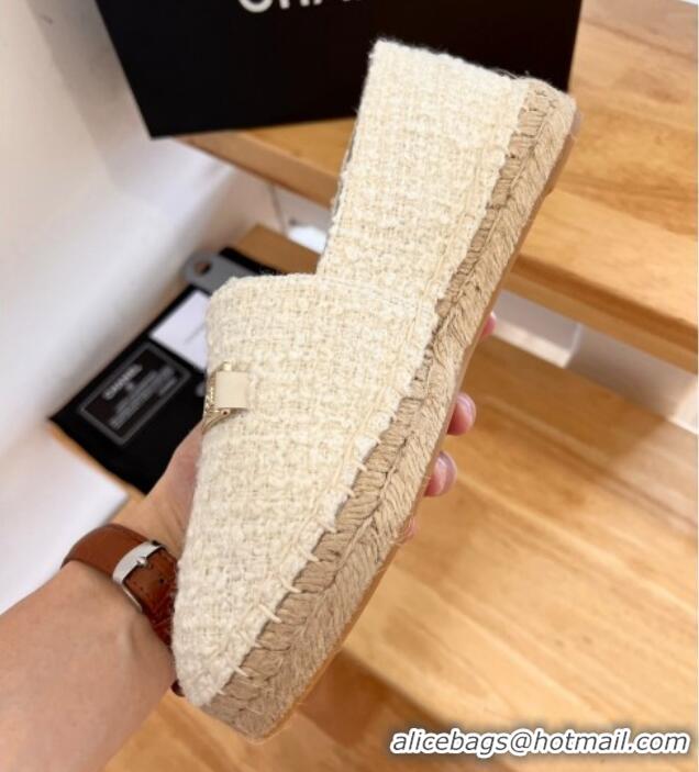 Good Quality Chanel Shearling Espadrilles White/Gold 090822