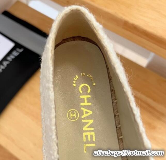 Good Quality Chanel Shearling Espadrilles White/Gold 090822