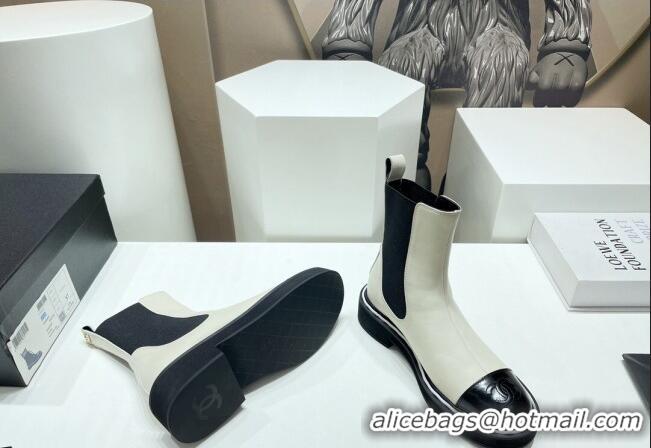 Perfect Chanel Leather Ankle Chelsea Boots White 090826