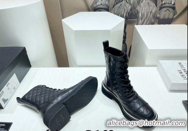 Grade Quality Chanel Quilted Leather Lace-up Ankle Boots Black 090827