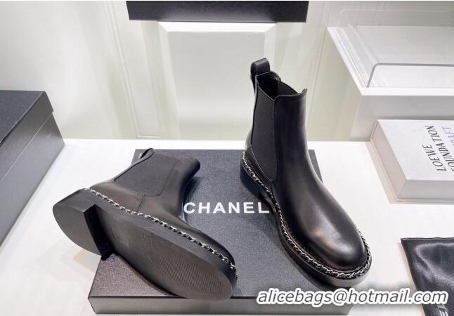 Good Looking Chanel Calfskin Chelsea Ankle Boots with Chain Black 090830