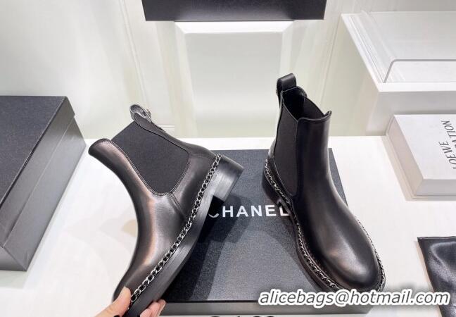 Good Looking Chanel Calfskin Chelsea Ankle Boots with Chain Black 090830