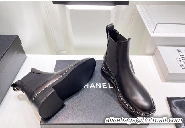 Good Looking Chanel Calfskin Chelsea Ankle Boots with Chain Black 090830