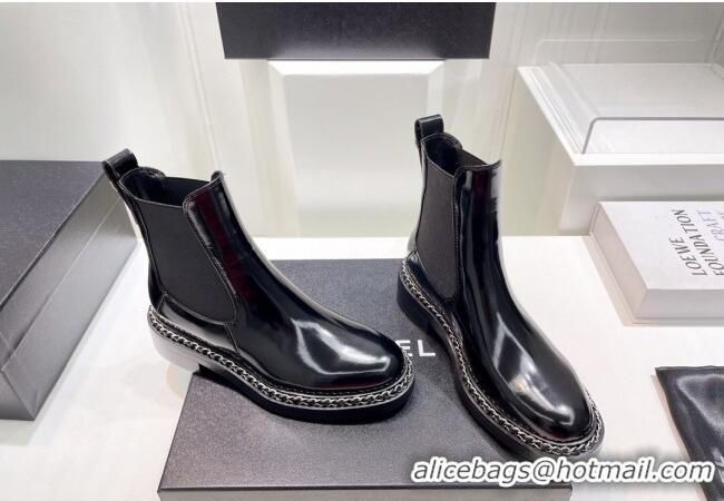 Purchase Chanel Patent Leather Chelsea Ankle Boots with Chain Black 090831