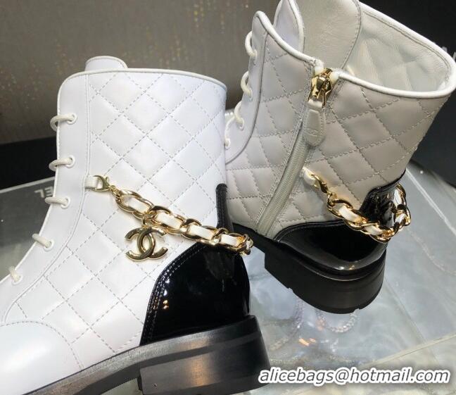 Purchase Chanel Quilted Calfskin Ankle Boots with Chain White 092112