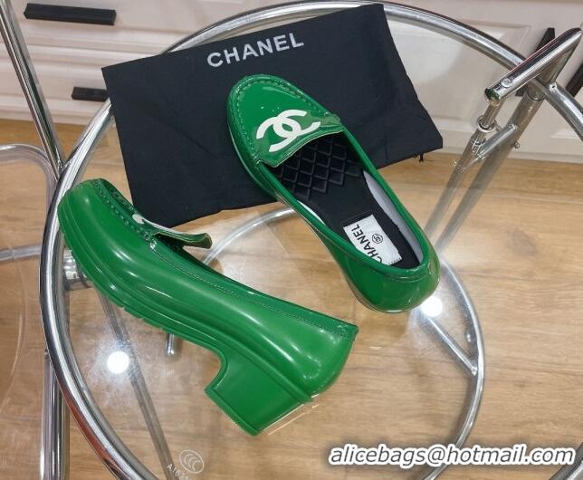 Comfortable Chanel CC Patent Leather Loafers Green 092122