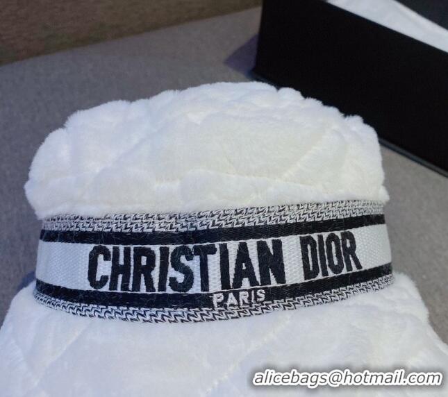 Famous Brand Dior Fur Bucket Hat 1122121 White 2022