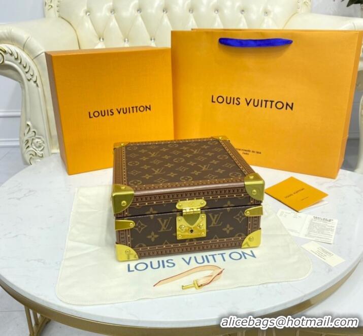 Unique Grade Louis Vuitton NICE JEWELRY CASE M44185 red