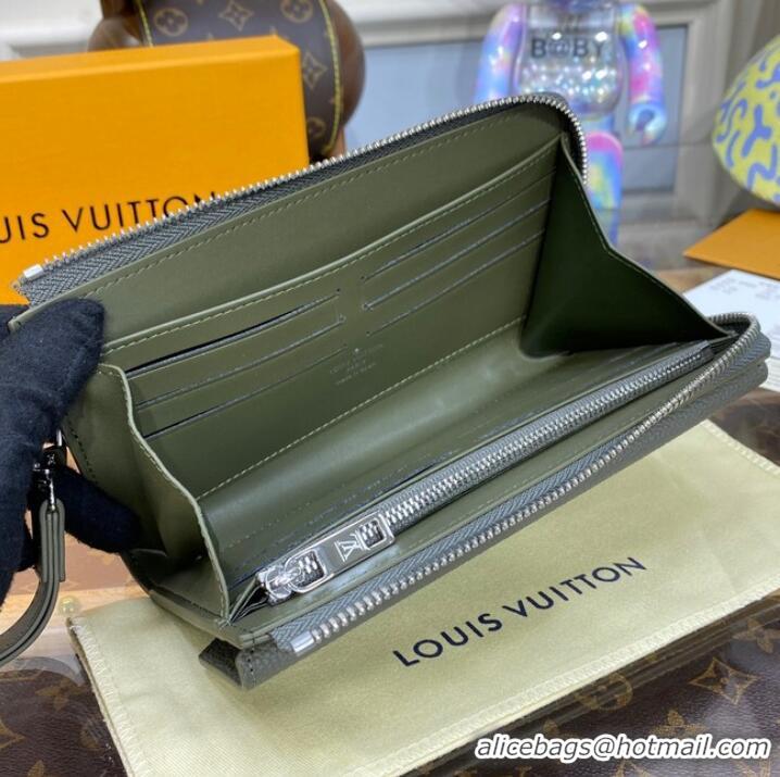 Famous Brand Louis Vuitton FELICIE POCHETTE M69831 gray